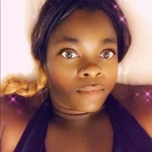 Meet your Posher, Lashae